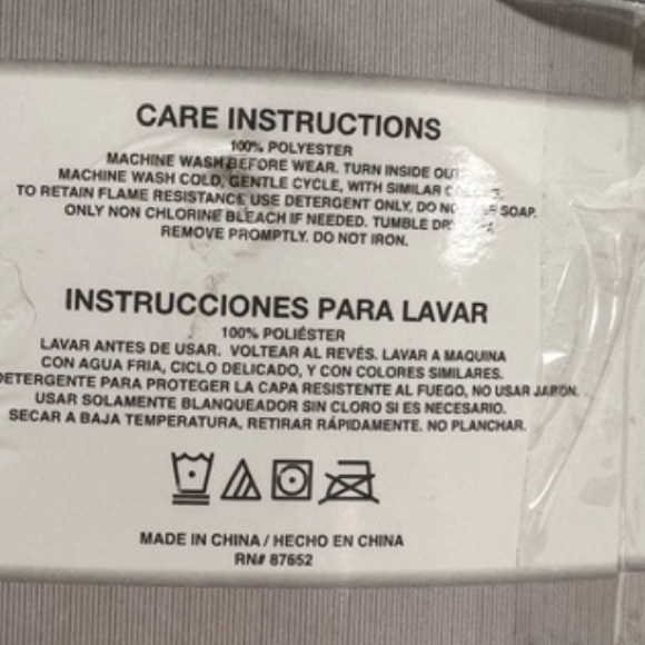 Poke’mon pajamas - Picture 5 of 7